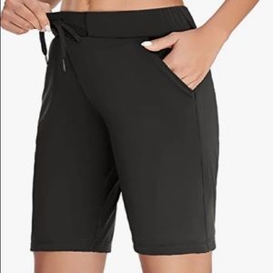 Bermuda athletic shorts